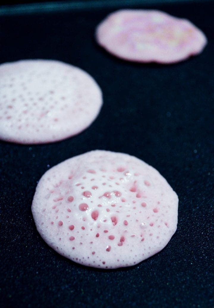 Pink Spongecake Pancakes Recipe