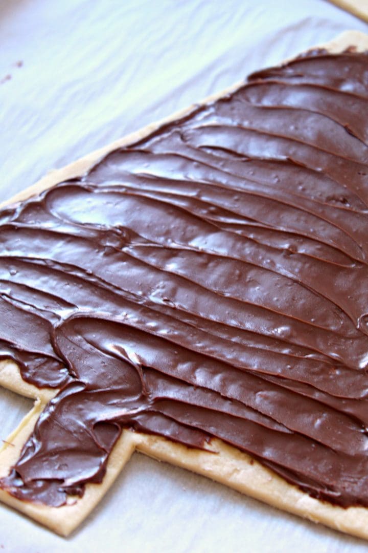 puff pastry dough with Nutella